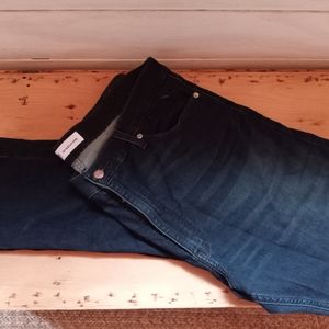 Men's Signature Levi's Dark Wash Size 40x32